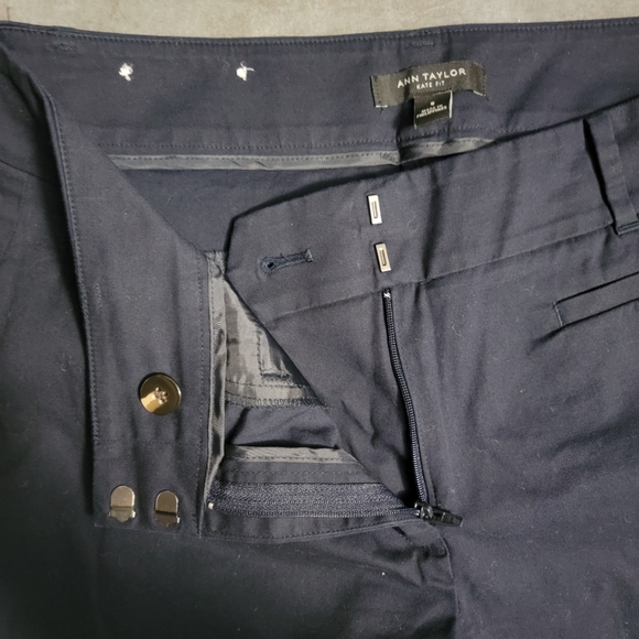 Ann Taylor Kate Fit Navy Women's Cropped Pants Size 8, NWOT - Picture 8 of 9